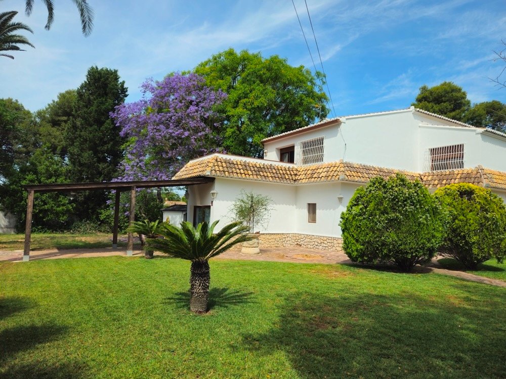 Property 2452 - Image 21